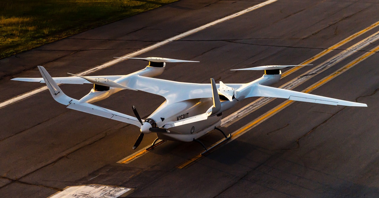 A New Air Taxi Design Takes Style Cues From a Far-Flying Bird