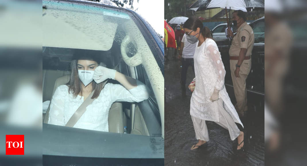 Kriti Sanon, Shraddha Kapoor, Mukesh Chhabra go to Sushant Singh Rajput’s last rites in Mumbai