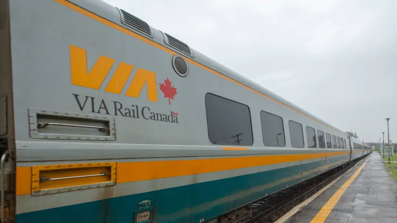 Via Rail makes wearing a mask mandatory on all trains | CBC News