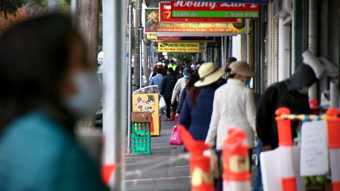 Government ‘missed opportunity’ to warn migrant communities ahead of Victorian outbreak