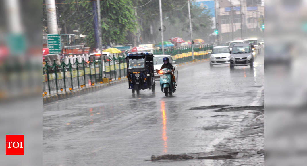 Lightning claims 107 lives in Bihar and UP in one day