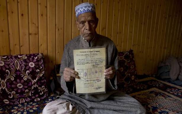 Gorkhas, west Pakistan refugees given residence certificates in J&K