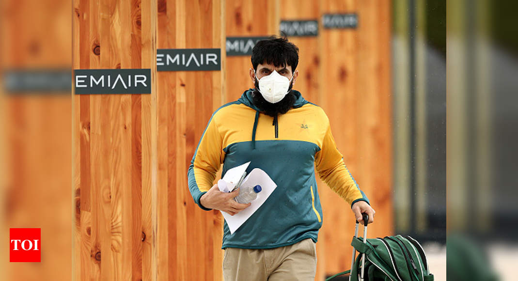 Pakistan cricketers reach England for series amidst COVID-19 pandemic