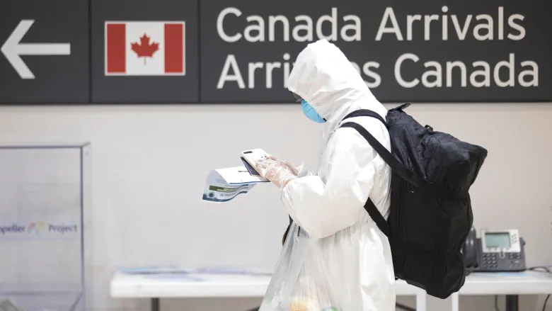 Government plans to extend quarantine rules requiring self-isolation for travellers: federal official | CBC News