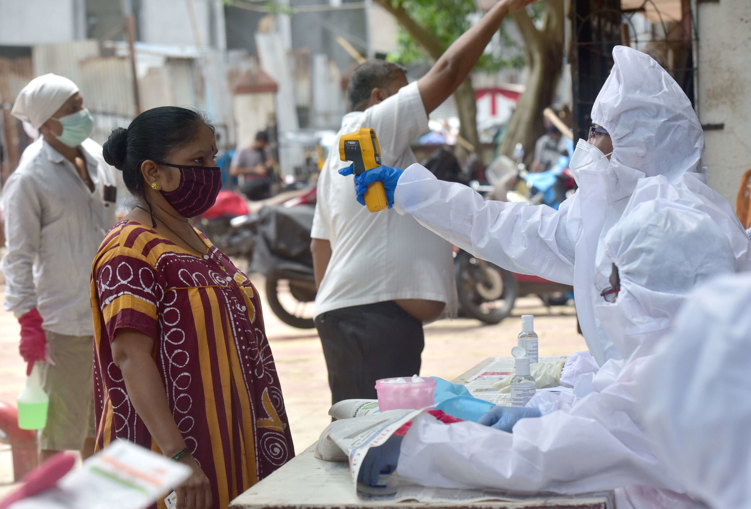 Coronavirus live updates: India crosses six-lakh mark; daily fatalities drop