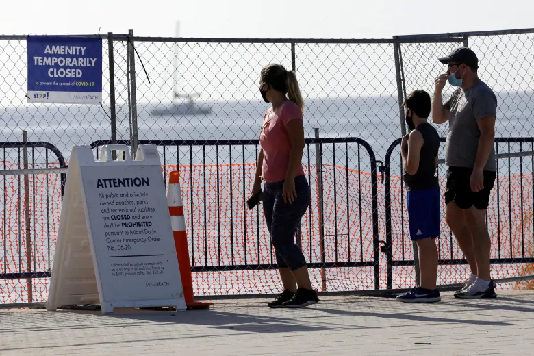 U.S. health officials fear undisciplined Fourth of July celebrations could fuel COVID-19 surge | CBC News