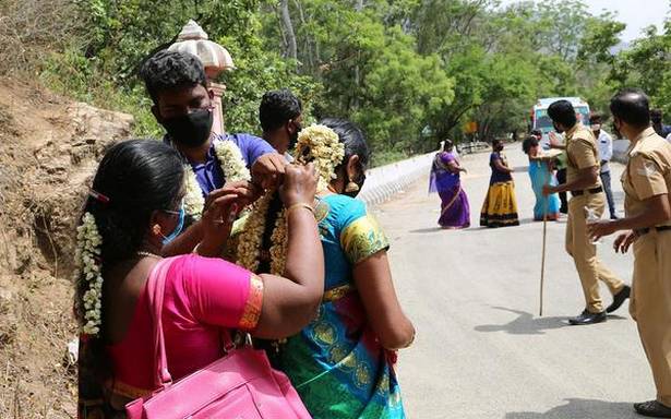 5 wedding events and a bridge in Kerala-Tamil Nadu border village of Marayur