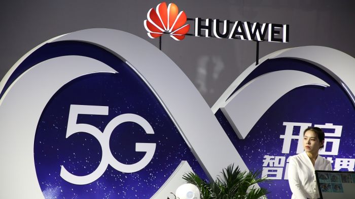 Britain prohibits Huawei from its 5G network