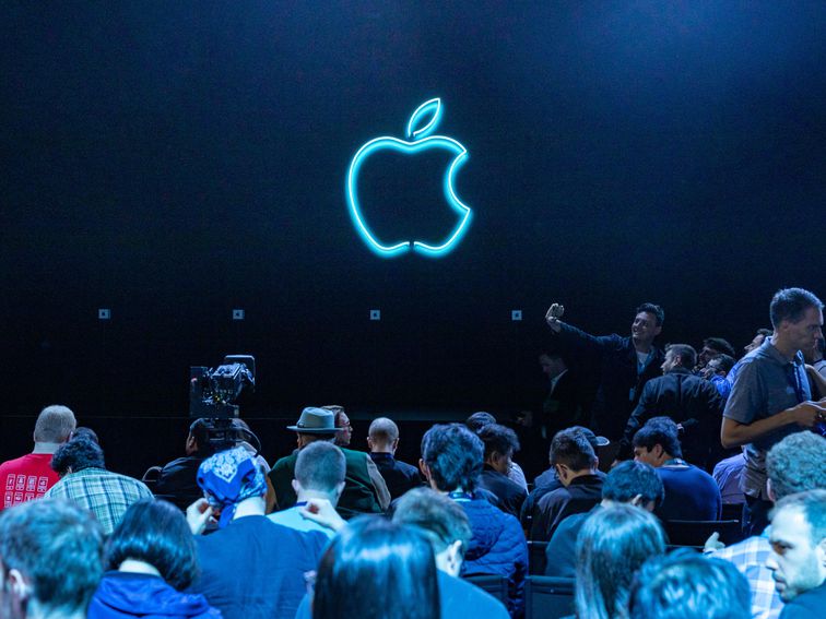 Apple banishes ‘blacklist’ and ‘master branch’ in push for inclusive language