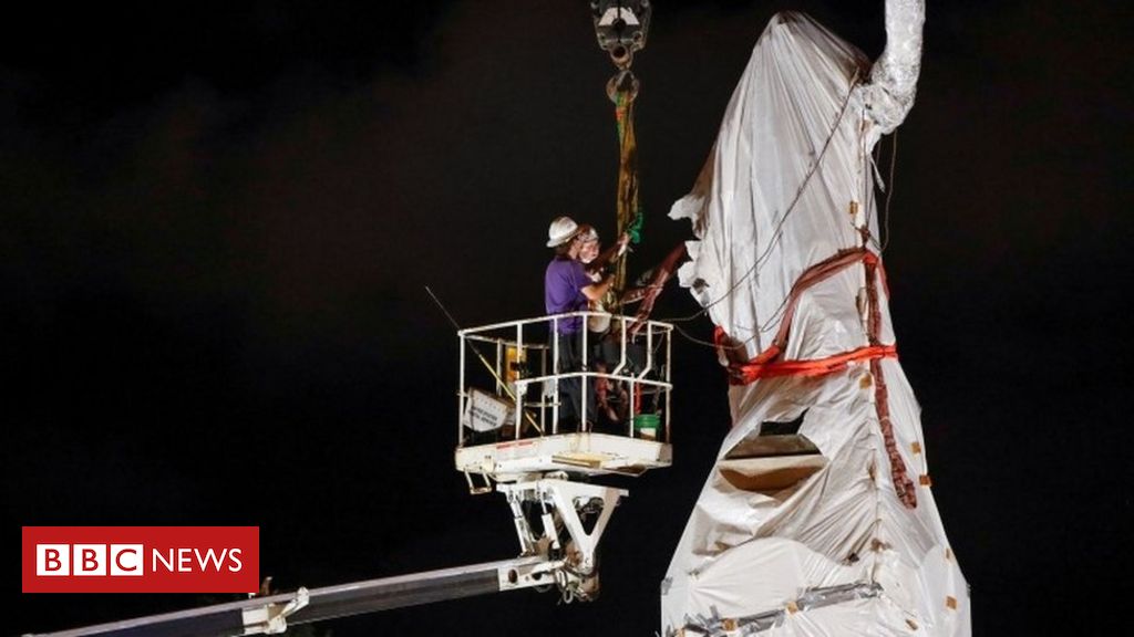 Chicago removes Christopher Columbus statues