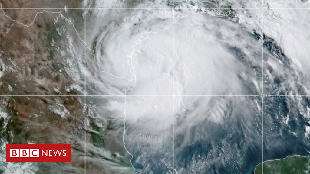 Cyclone Hanna batters southern Texas