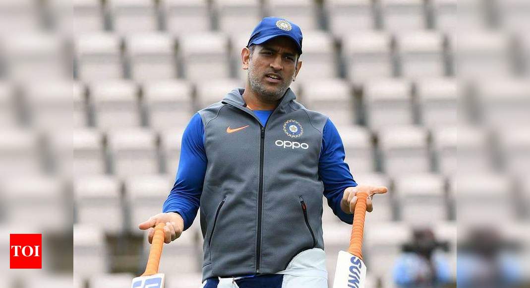 I think MS Dhoni is past his finest: Roger Binny