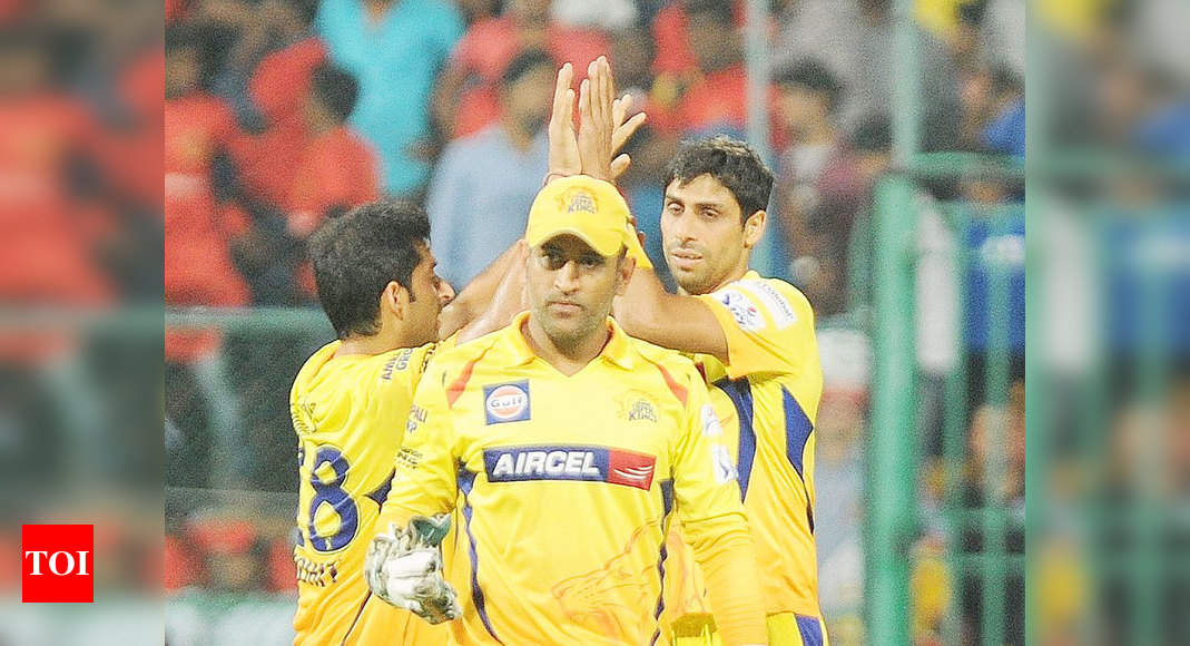 This IPL can’t be selection criteria for MS Dhoni: Ashish Nehra