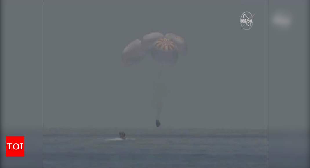 SpaceX capsule and Nasa crew make 1st splashdown in 45 years