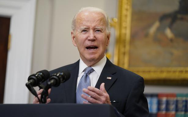 Biden announces heavy artillery, varied weapons for Ukraine