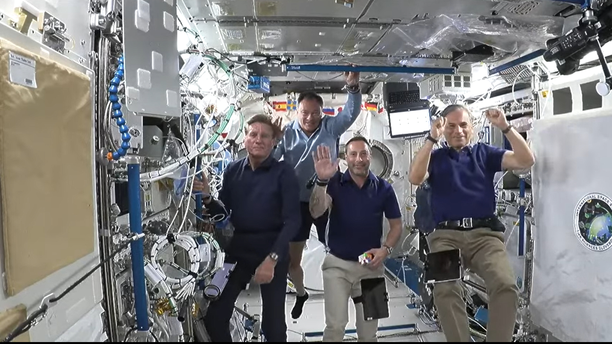 SpaceX, NASA lengthen undocking of non-public Ax-1 astronaut crew at build space