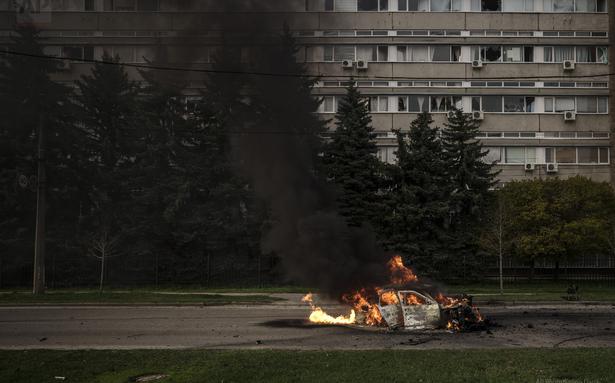 Russia-Ukraine crisis are living updates | Russia to quit hostilities at Mariupol steel plant to let civilians go