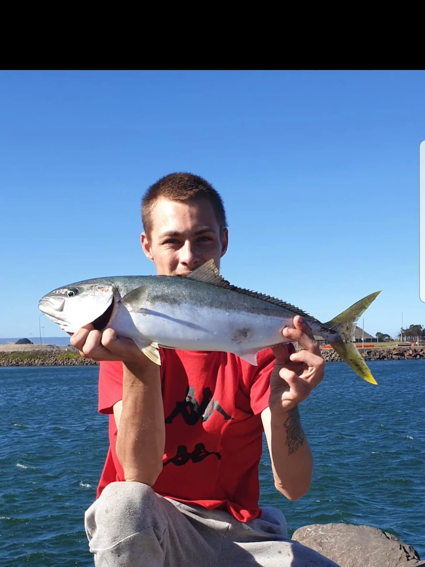 Bloodied would-be rescuer warns of rock fishing anxiousness as learn about teen resumes