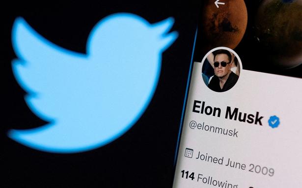 Tesla loses $126 bln in cost amid Musk Twitter deal funding converse