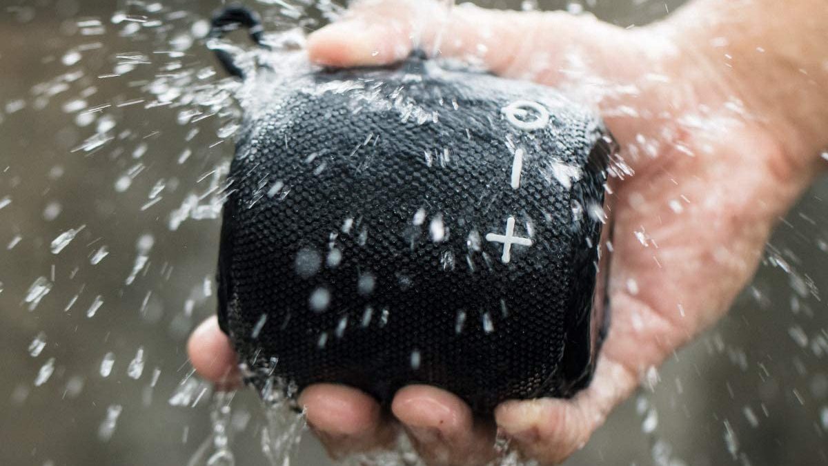 Easiest water-resistant speakers in 2022: Occasion by the pool