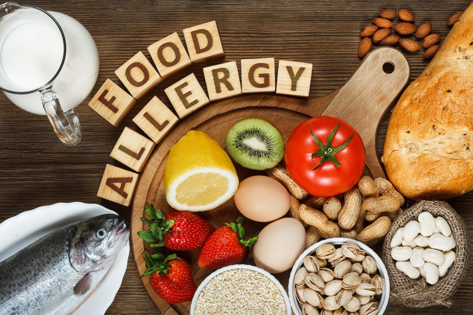 What Is the Distinction Between a Food Hypersensitivity and a Food Intolerance?