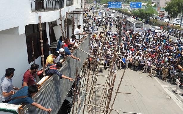 Shaheen Bagh residents stare divisive agenda slow SDMC’s demolition drive