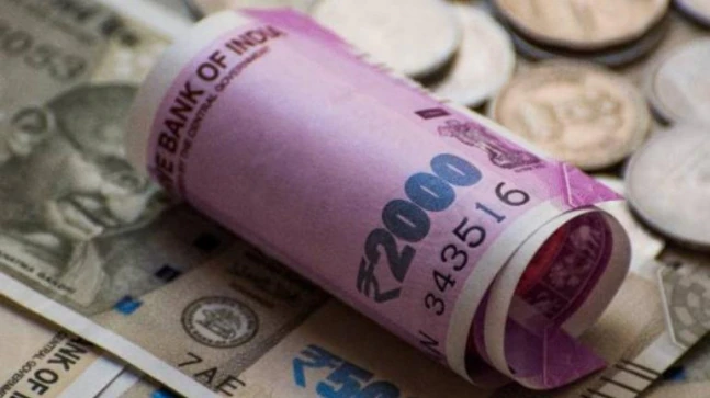 What happens to your cash when Rupee falls