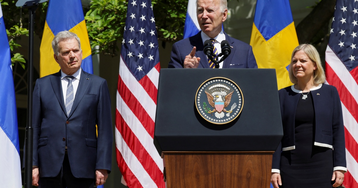 US offers ‘total backing’ for NATO bids by Sweden and Finland