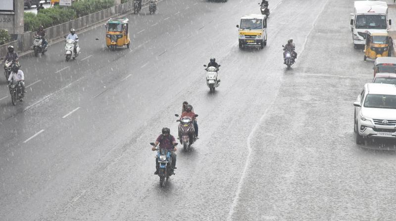 Monsoons active over Bay