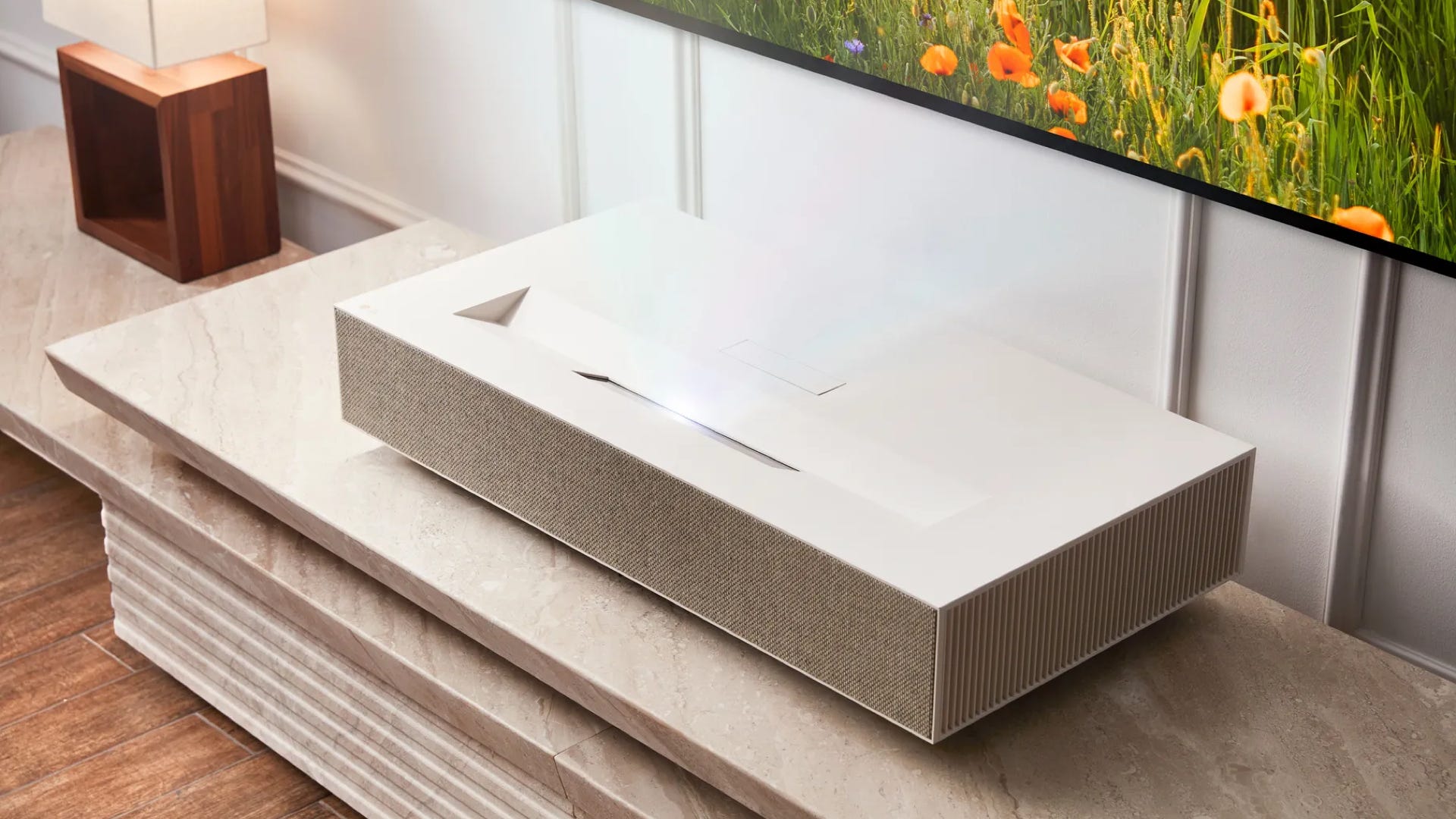 LG’s Most up-to-date 4K Extremely Rapid Throw Projector Brings the Brightness