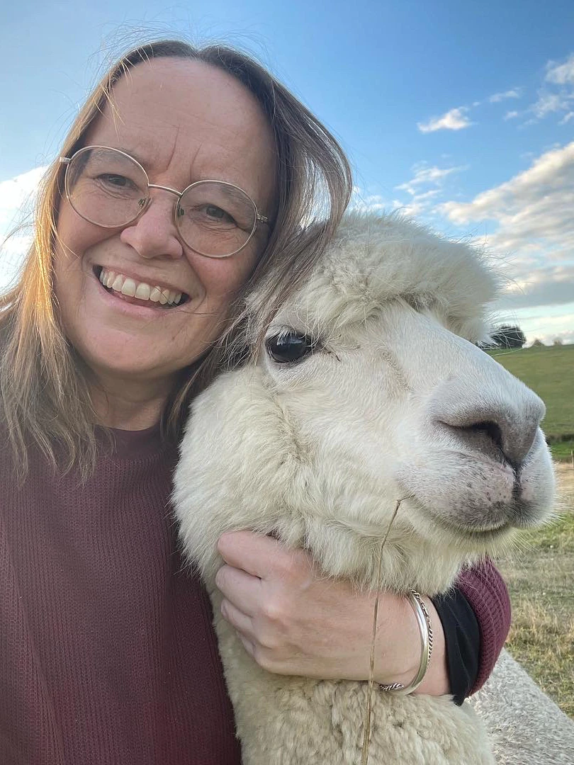 Angela’s alpaca fleece weaving would now not ‘be aware the foundations’, and nor does her existence