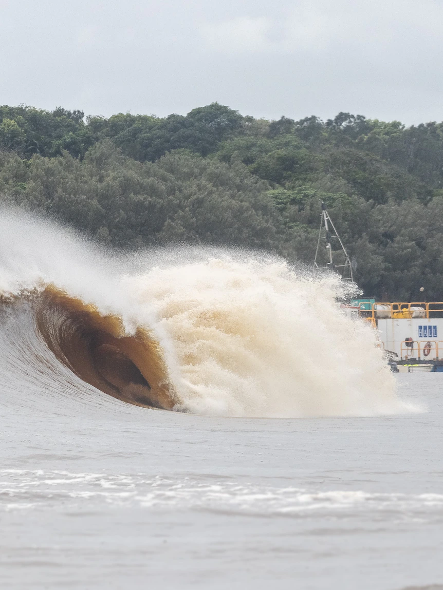 Bigger dredge to tackle Mooloolaba’s treacherous sandbar