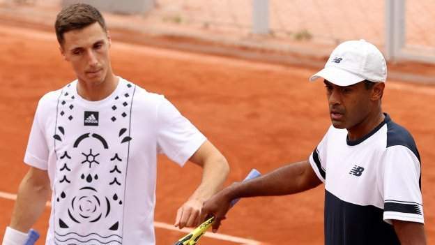 French Open: Joe Salisbury and Rajeev Ram into men’s doubles final 16