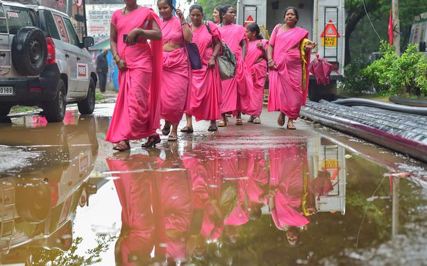 Outlined | All about India’s ASHA workers, recipients of WHO’s World Leaders Award – The Hindu