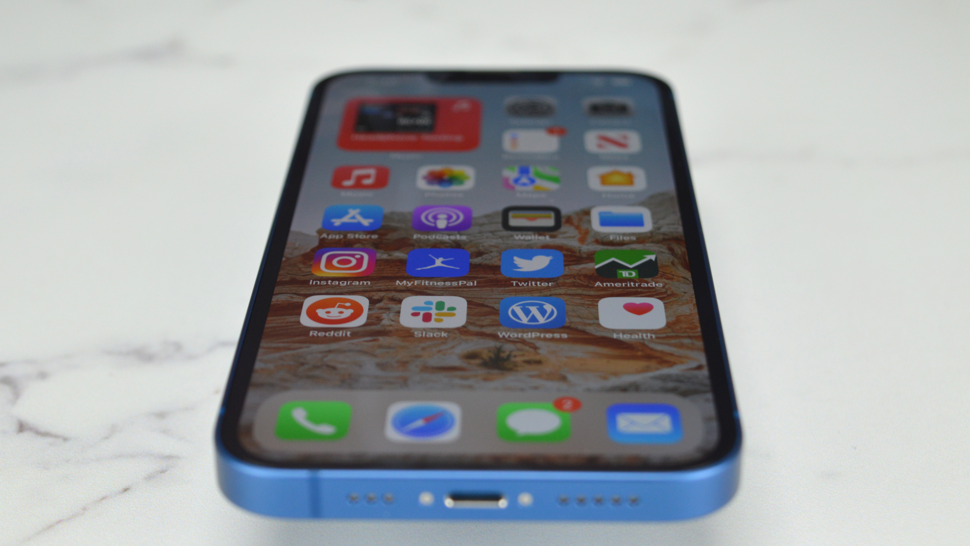 iPhone 14 Pro novel indicate highlighted in Apple ad, leak suggests