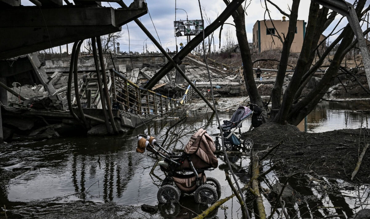 ‘Care for garbage!’ Russia dumps bodies in supermarket in snort to restart Mariupol water provide