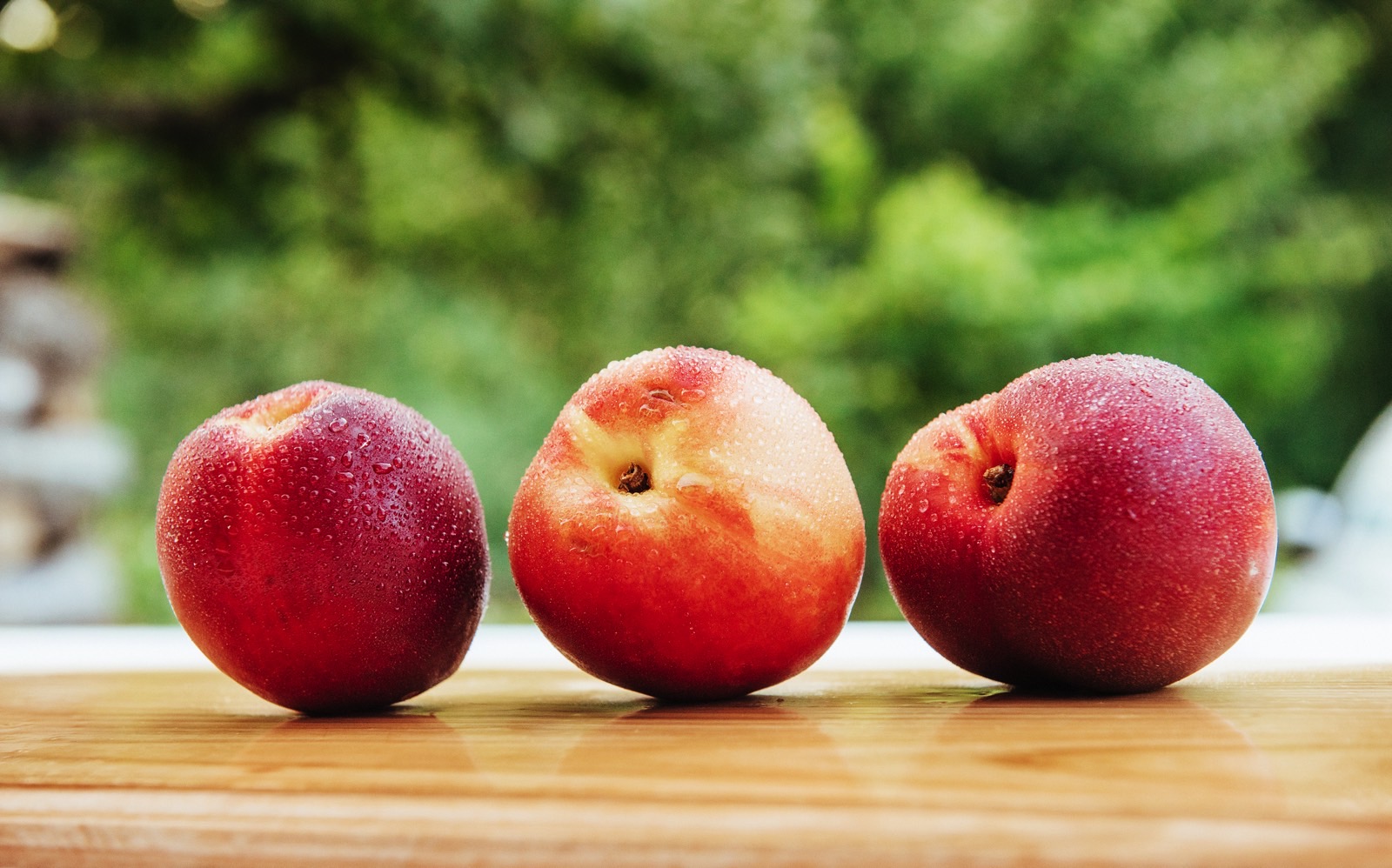 New fruit buy: Take a look at your fridge for these peaches and throw them out straight