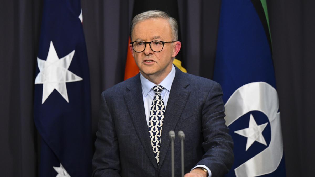 High Minister Anthony Albanese unveils Labor ministry