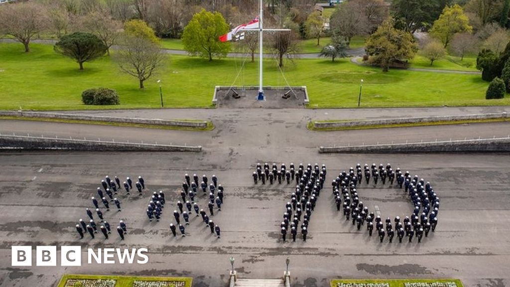 Royal Navy marks Queen’s Platinum Jubilee with international tribute