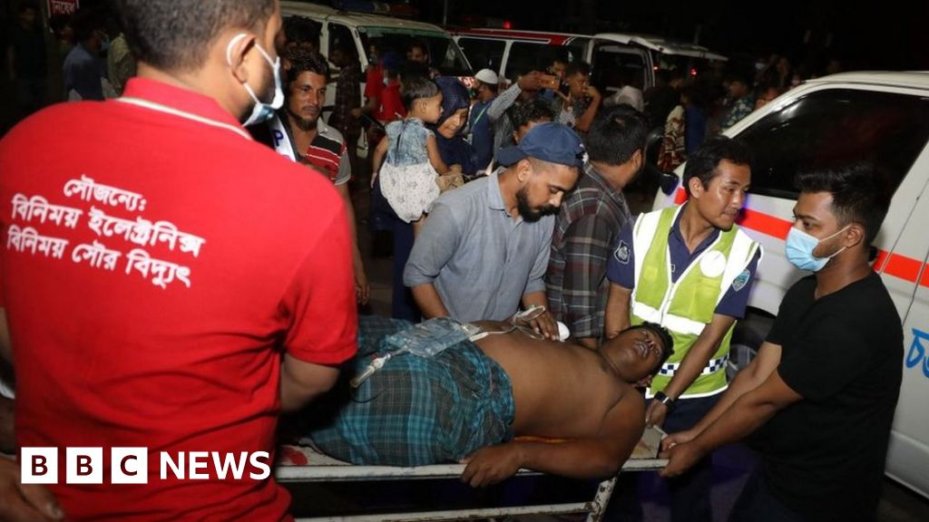 Bangladesh: Five killed, rankings injured in depot blast