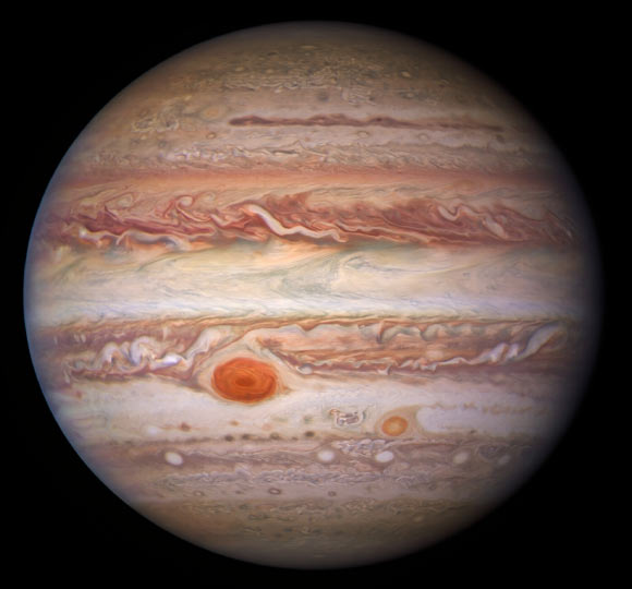 Jupiter’s Atmosphere is Inhomogeneous, New Leer Suggests