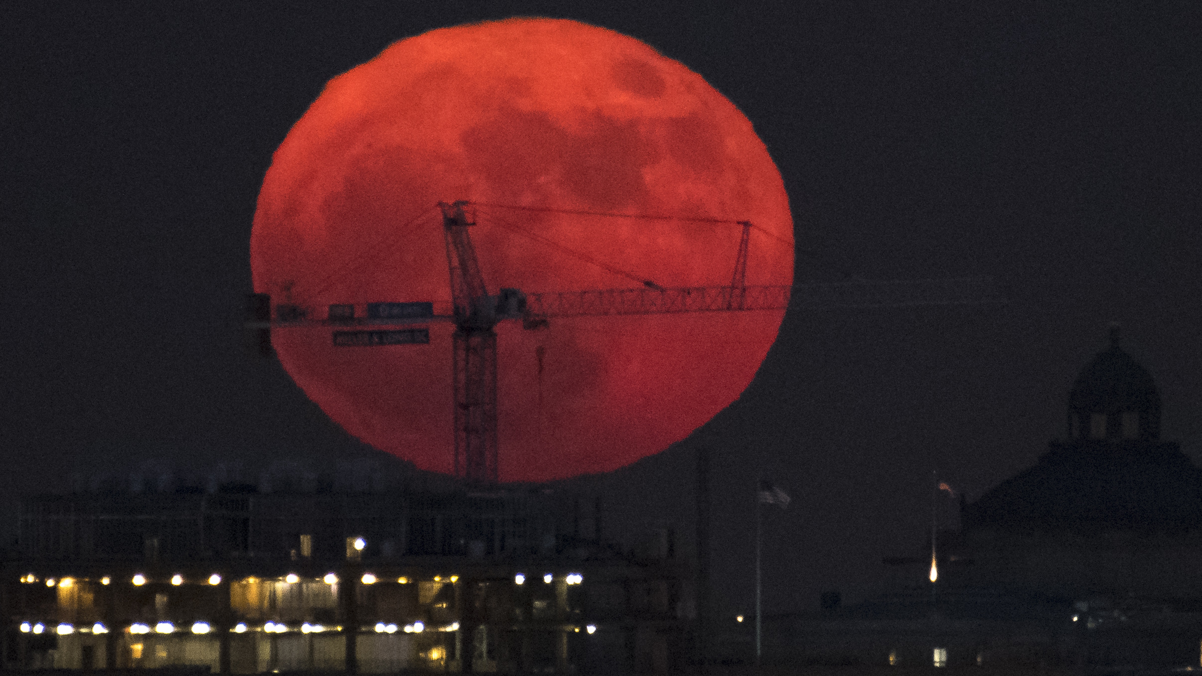 Strawberry supermoon: The draw to hunt June’s corpulent moon rise on-line for free