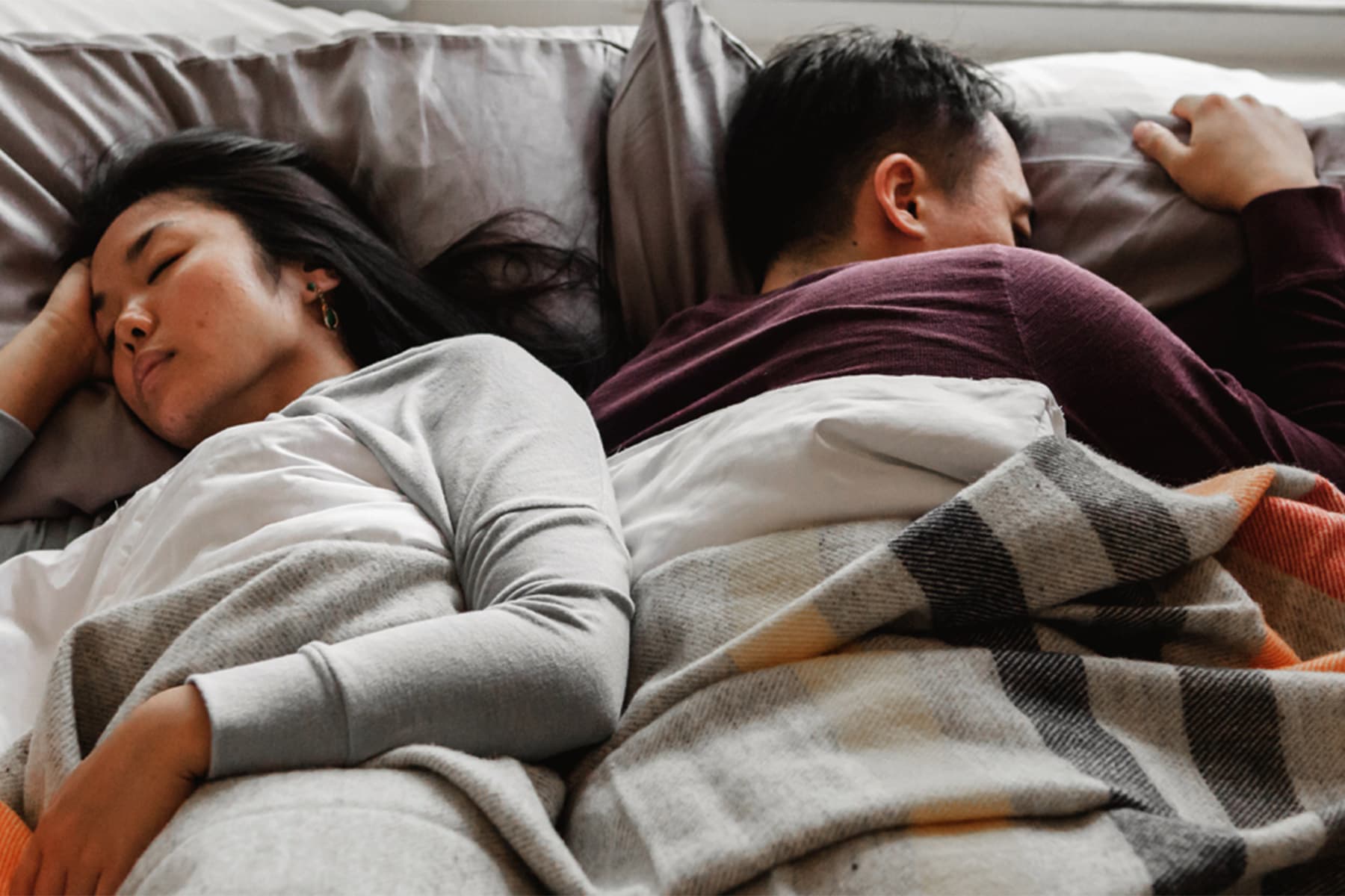 Singles or Couples: Who Sleeps Higher?