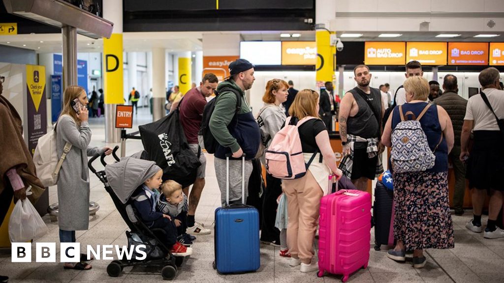 Gatwick cuts summer flights after workers shortages