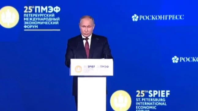 Europe’s policies will consequence in rise in extremist sentiments: Putin at Russia financial meet