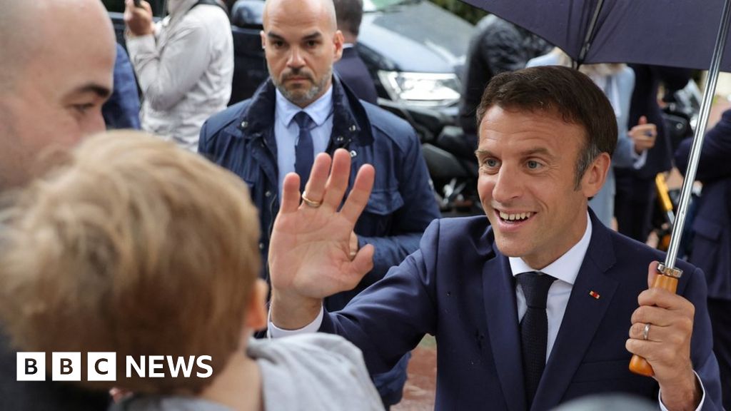 France’s Emmanuel Macron order to lose majority