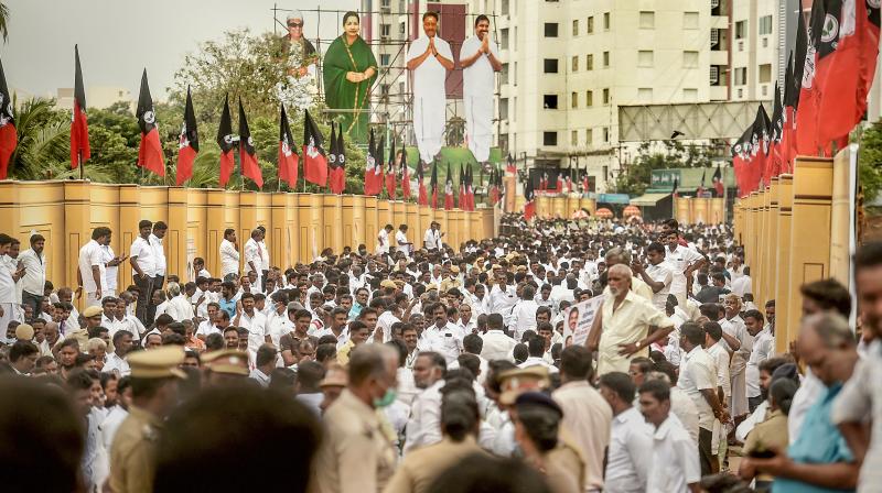 AIADMK meet throws weight in the abet of EPS, sticks to single chief search files from