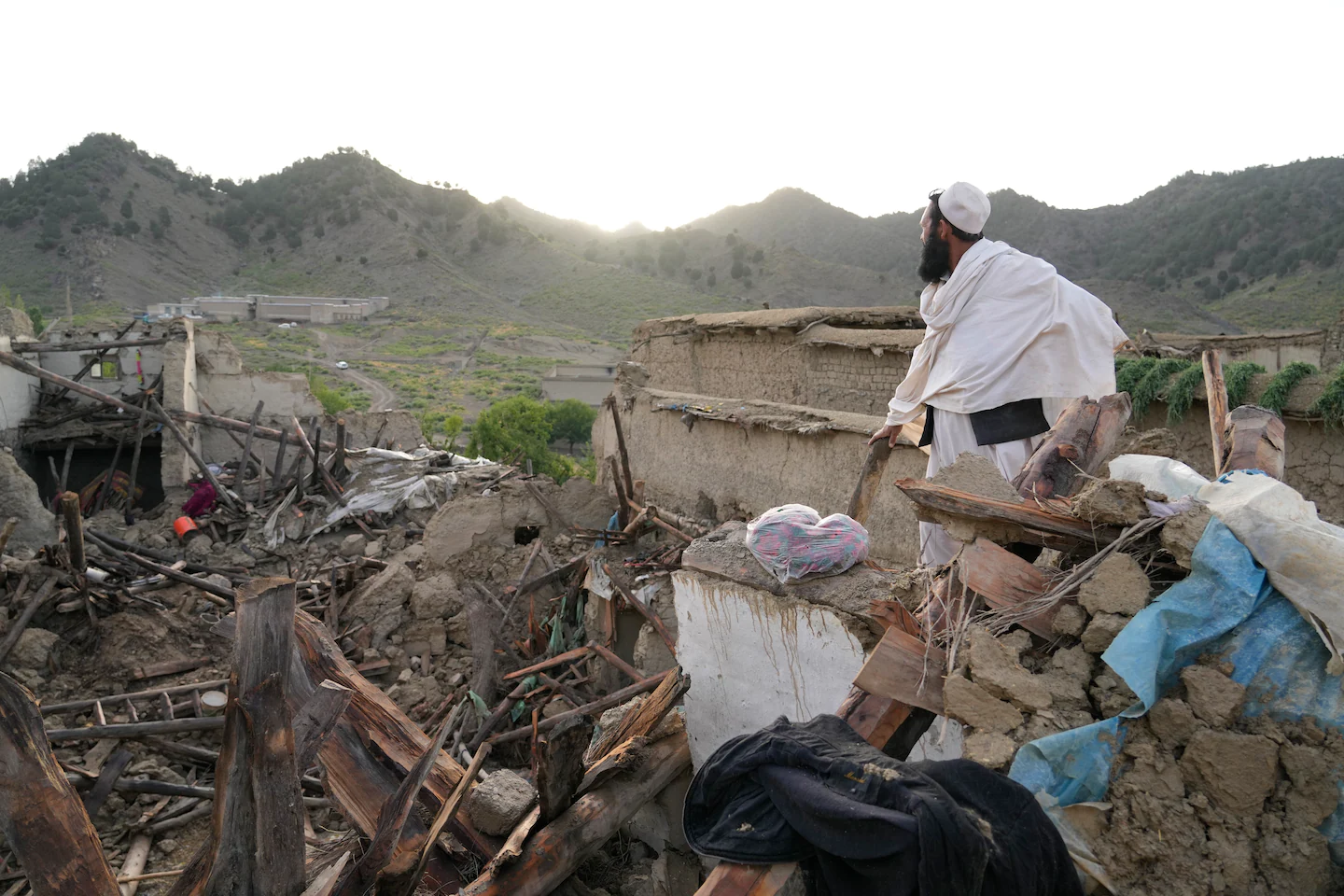 India sends crew to relief with deadly Afghanistan earthquake