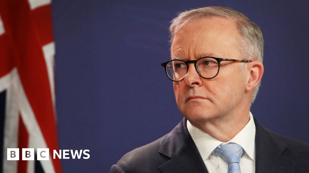 Aukus: Australia’s new PM vows ‘reset’ with France after submarine row – BBC