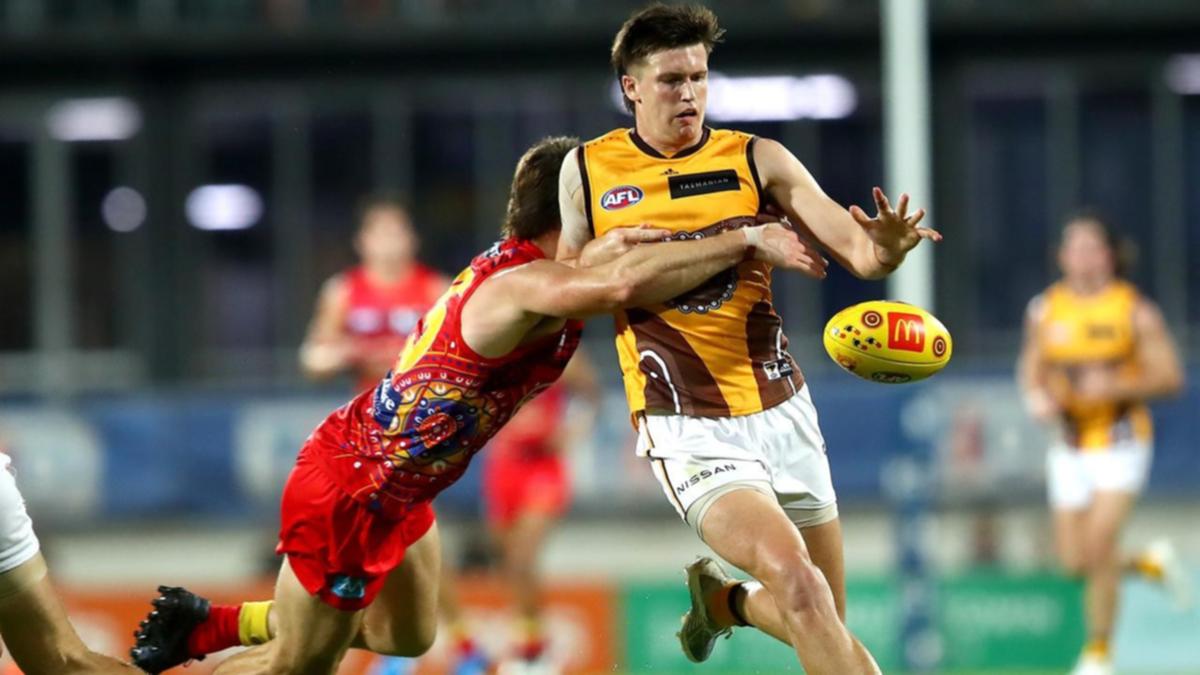 AFL ahead Lewis re-signs with Hawthorn